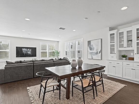 4th image of 1006 Mint Chip Ln