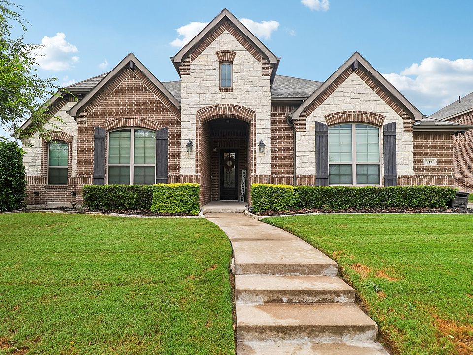 1st image of 217 Wisteria Way