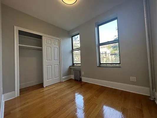 Rented by EXR | media 17