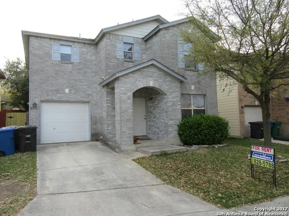 2246 Beacon Crk, San Antonio, TX 78213