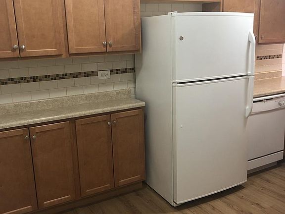 5th image of 7537 175th St