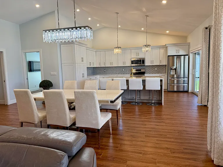 20725 Waters Edge Ct — Photo 10