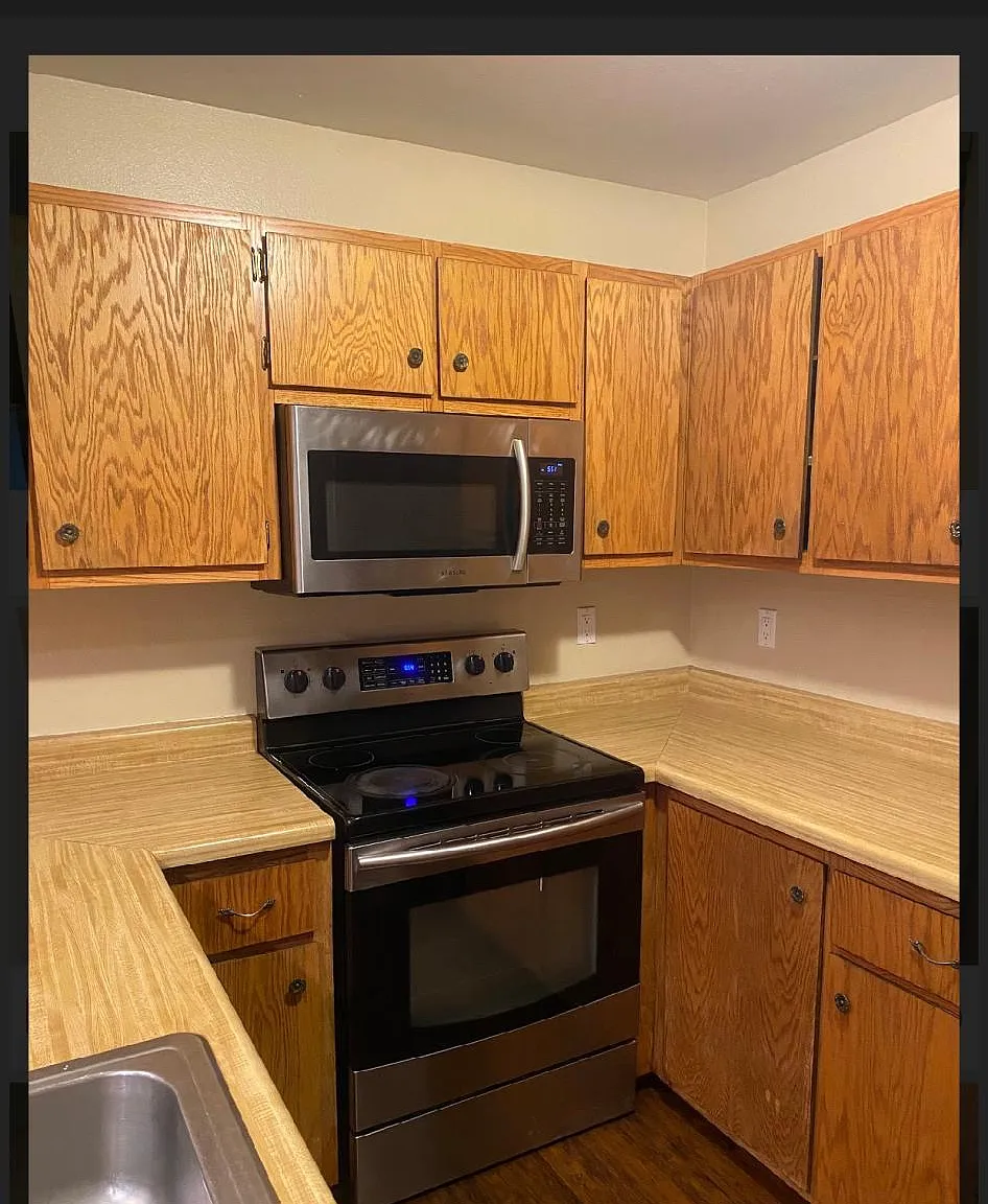 2 bed, 1063 sqft, $1,650 — Photo 1