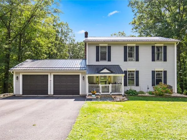 145 Fermont Dr, Sipesville, PA 15561