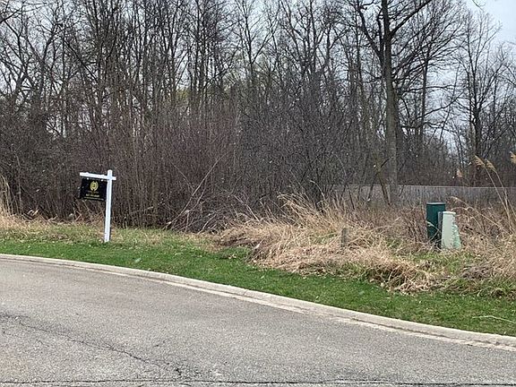 3rd image of 394 Preserve Ln
