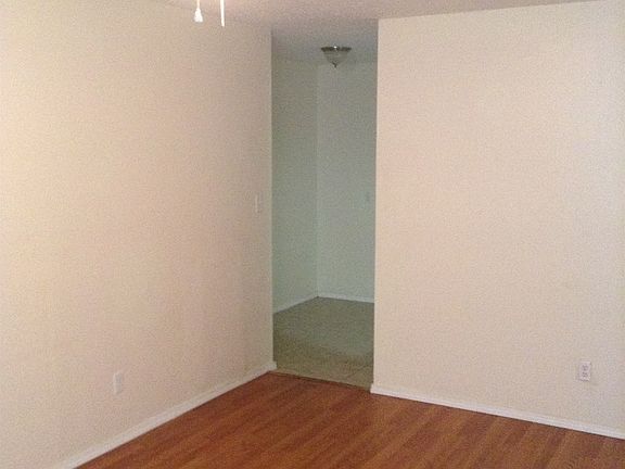 4th image of 2110 NW Lindy Ave APT B118