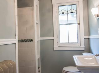 703 Valentine Rd, Kansas City, MO 64111