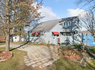 100 Ems R2b Ln, Pierceton, IN 46562