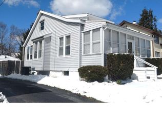 24 Beechwood Rd, Brookhaven, PA 19015