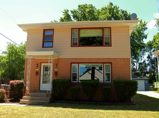 1317 W Sheridan Ct, Milwaukee, WI 53209