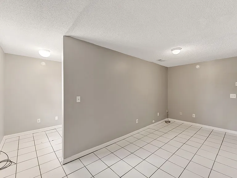7164 Holland Ln — Photo 26