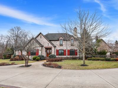 8581 Hunt Club Rd, Zionsville, IN, 46077