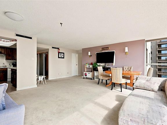 5th image of UNIT 802-315 5th AVENUE N