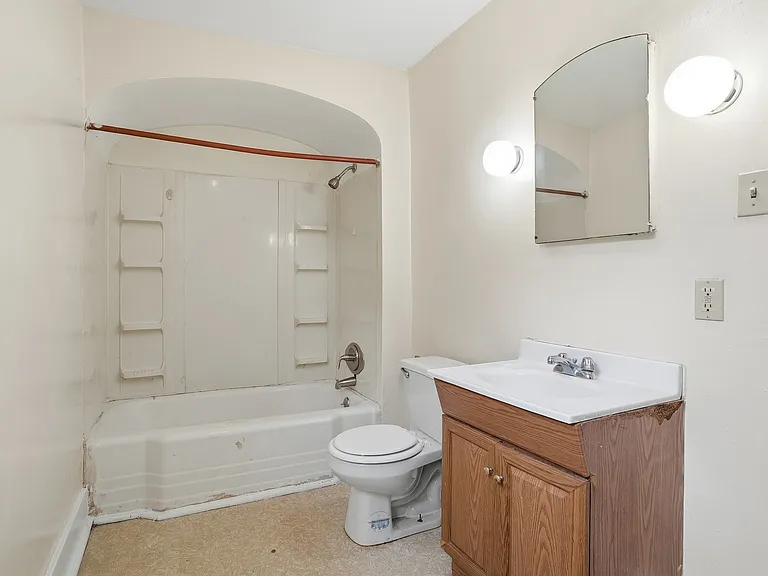 144 Ridge Ave #1 — Photo 9