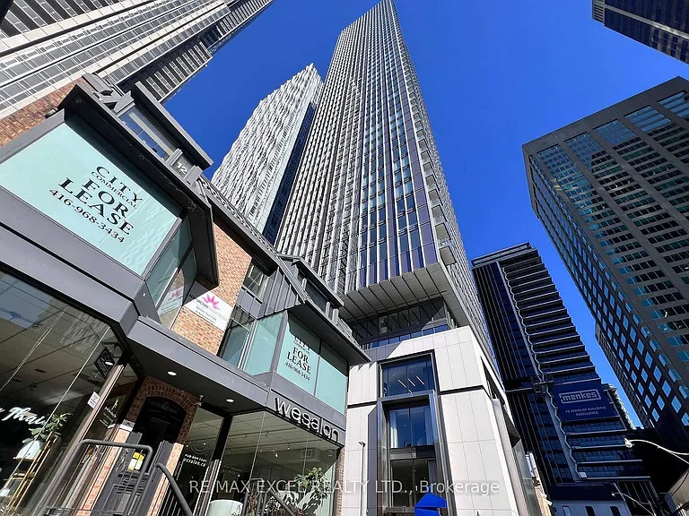 8 Cumberland St #1808 — Photo 18