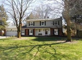 86 Callingham Rd, Pittsford, NY 14534