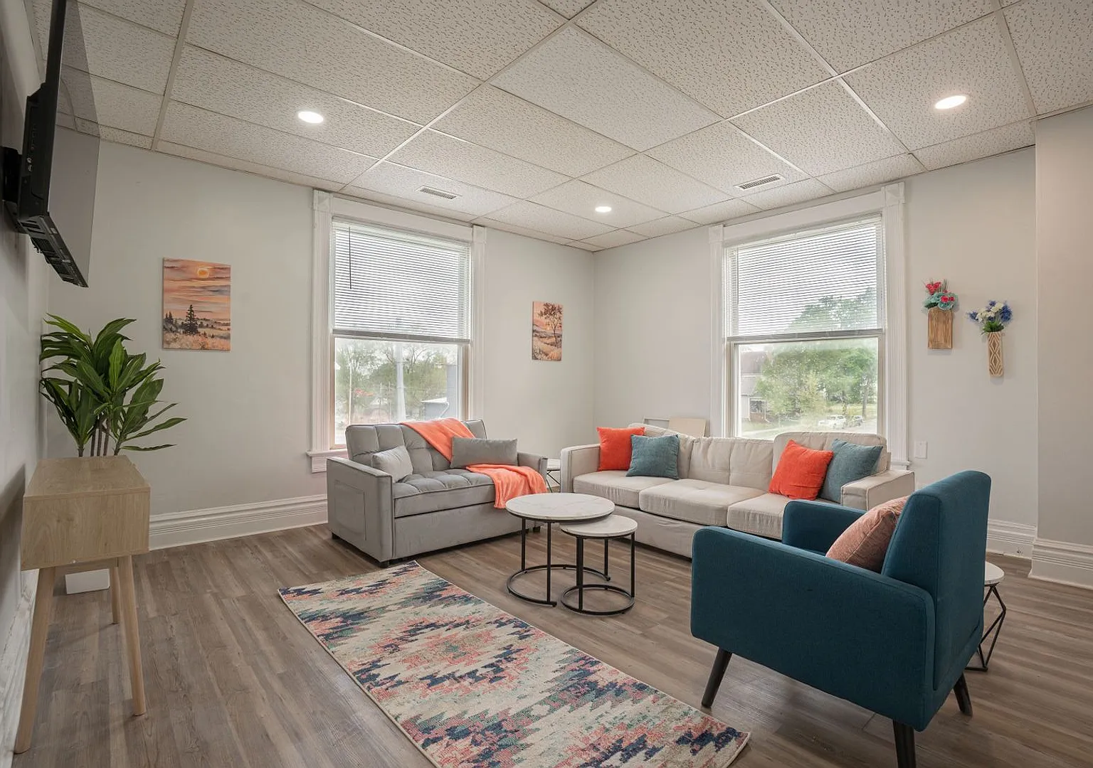 Newly Remodeled Charming 1Bed 1 Bath in Terre Haute — Photo 3