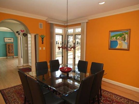 Sophisticated dining room