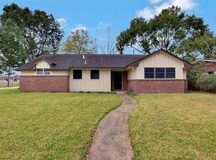 7738 Glen Vista St, Houston, TX 77061
