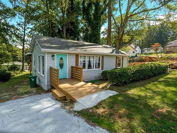 3rd image of 299 Creighton Ave