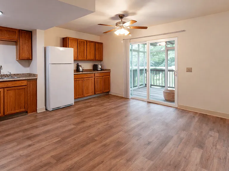 Arbor Pointe Townhomes — Photo 16