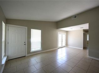 1811 Nicole Cir #A, Round Rock, TX 78664