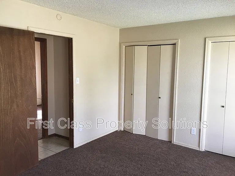 513 NW 114th St — Photo 9