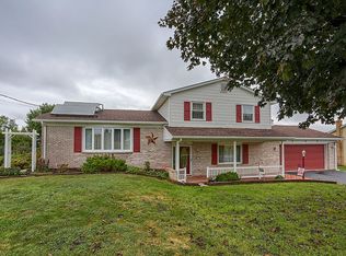 113 Harristown Rd, Paradise, PA 17562