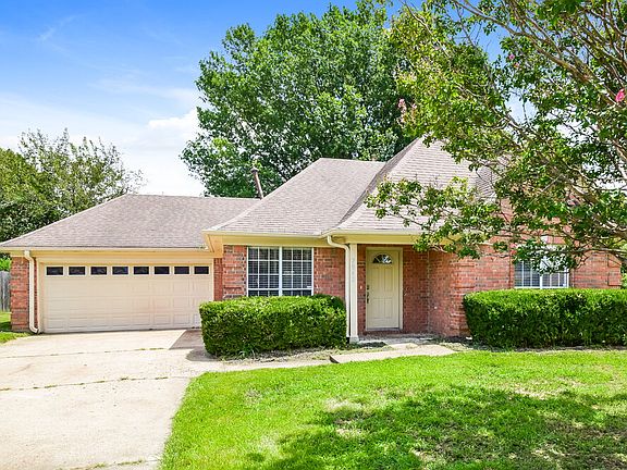 3rd image of 7842 Benton Dr