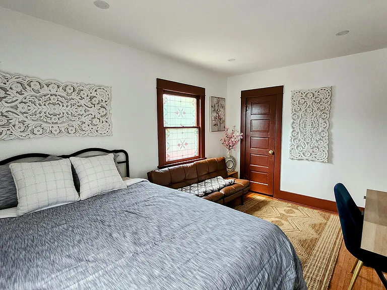 616 W Chapman Ave — Photo 58