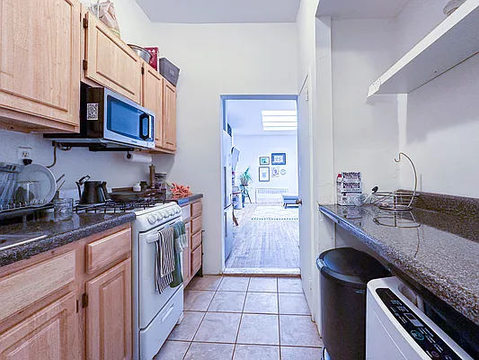 Rented by Compass | media 16