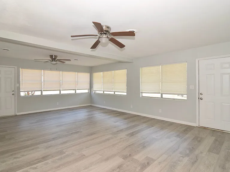 3613 Alene Cir — Photo 21