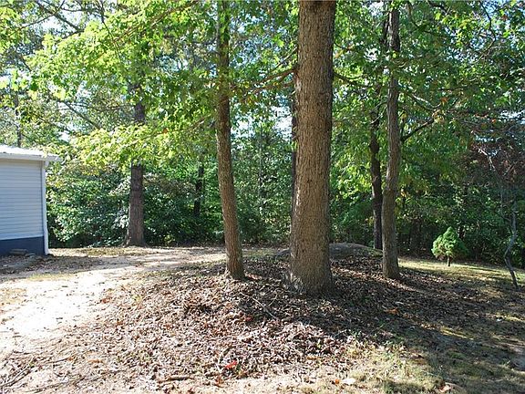 3rd image of 101 Windhaven Dr