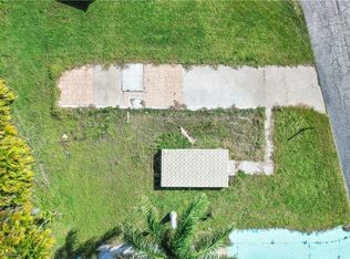 88 Sycamore Ln, Fort Myers, FL 33908