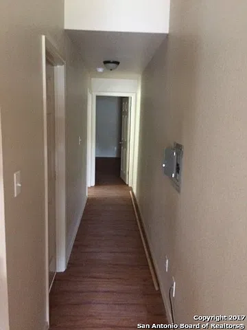 2 bed, 1.0 bath, 1400 sqft, $950 — Photo 3