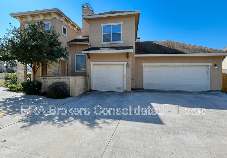 22209 Sausalito Ct — Photo 2