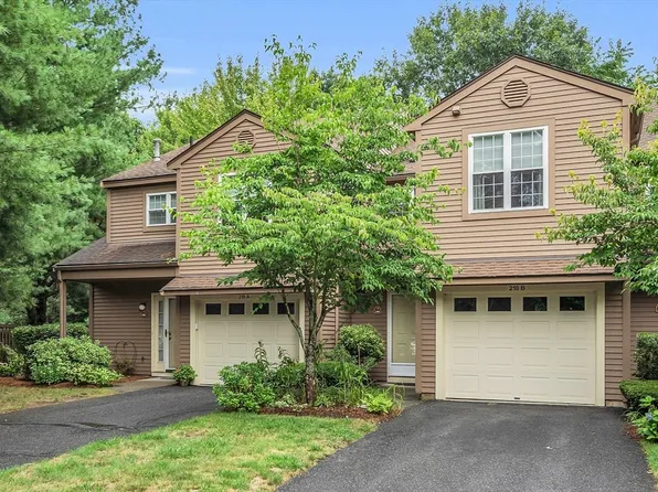 210 Ridgefield Cir #B, Clinton, MA 01510