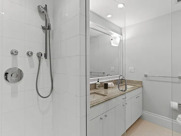 21 Union Park #GRD — Photo 17