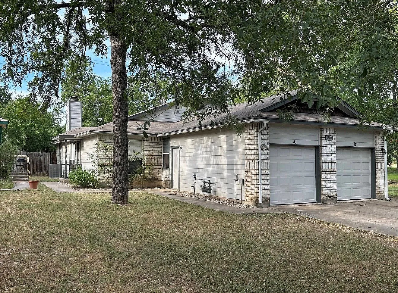3 bed, 2.0 bath, 1018 sqft, $1,750 — Photo 1