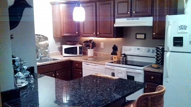 264 Lafayette Rd #B3 — Photo 3