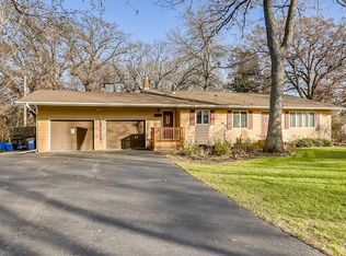 29925 Nathan Ct, Lindstrom, MN 55045