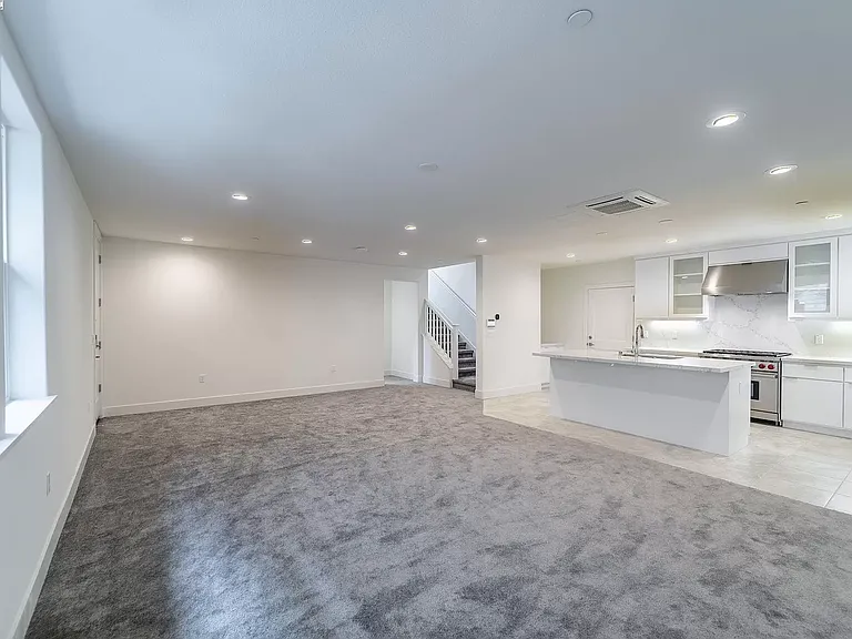 1107 Lorenzini Loop — Photo 10