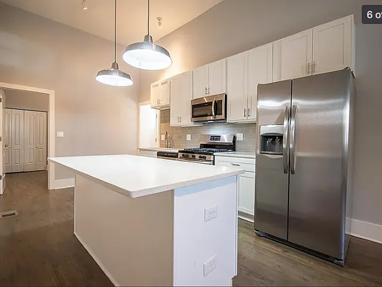 1711 S Carpenter St — Photo 5