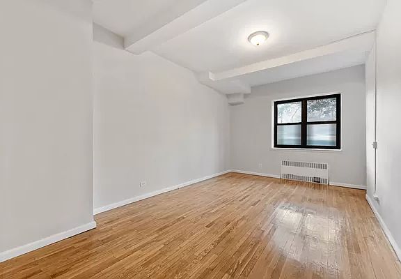 3rd image of 3616 Henry Hudson Pkwy E #1BS