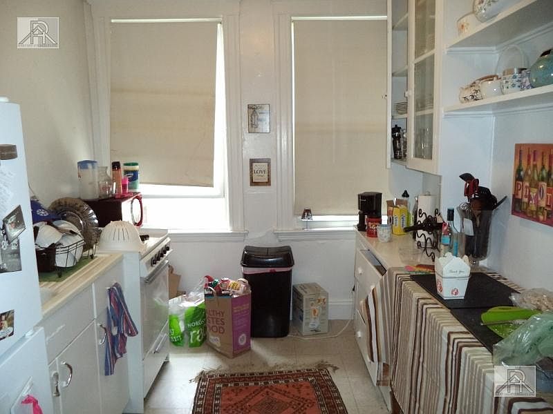 1st image of 1634 Commonwealth Ave APT 10