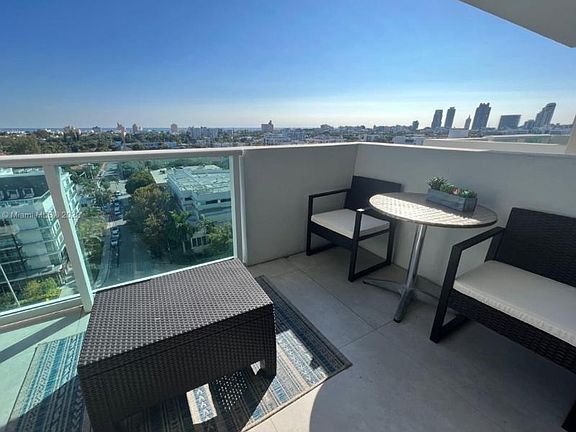 3rd image of 1200 West Ave APT 1109