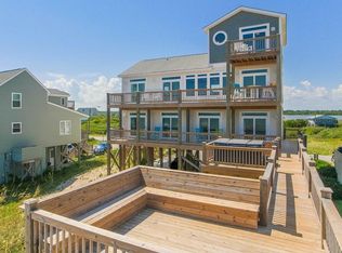 132 Topsail Rd, North Topsail Beach, NC 28460