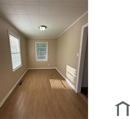 3 bed, 1098 sqft, $1,100 — Photo 4