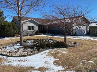 911 Recluse Ct, Casper, WY 82609