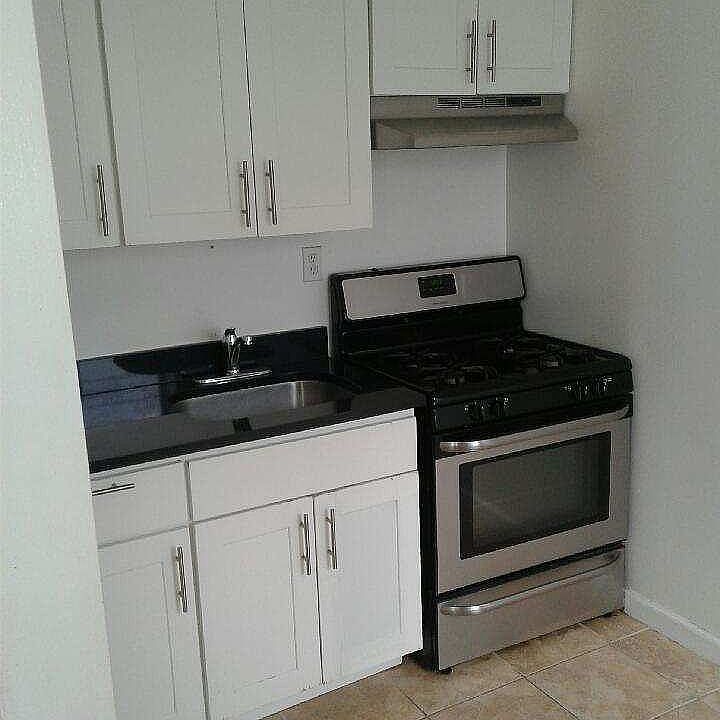 1st image of 2100 Beekman Pl APT 5J